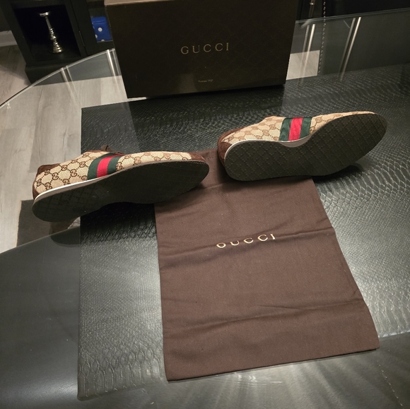 Men's Gucci sneakers - Picture 6 of 6